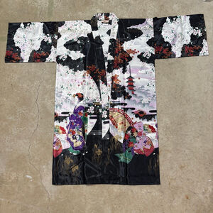 Japanese Geisha Kimono Robe Satin Cherry Blossom Pagoda Lounge Women’s One Size
